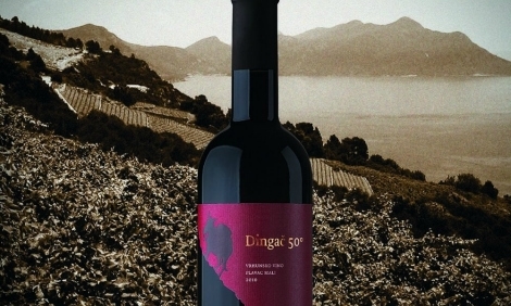 Голем златен медал за Dingač 50° на „Бадел 1862“